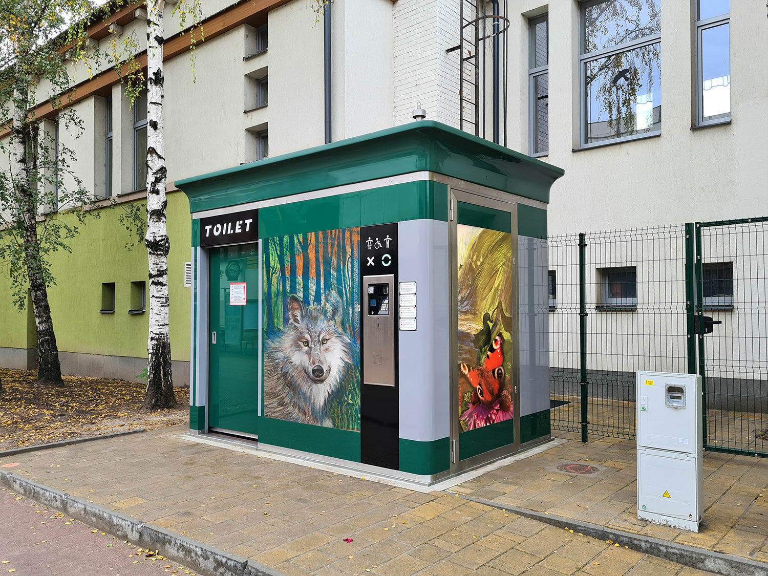 Illés Márta festőművész munkája alapján