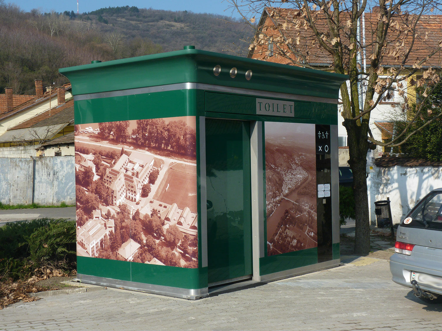 Tokaj köztéri illemhely