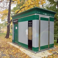Utcabútor jellegű, automata nyilvános WC