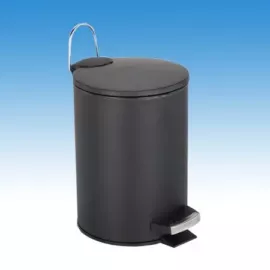 szemetes,szemetes kuka,pedálos szemetes,fém szemetes,pedálos kuka,hulladékgyűjtő,kuka